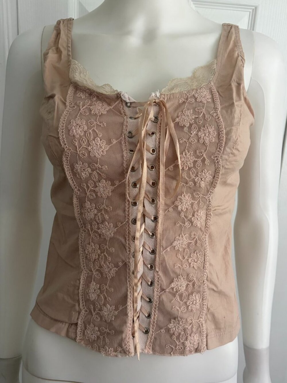 Forever 21 beige tan colored lace corset style top y2k